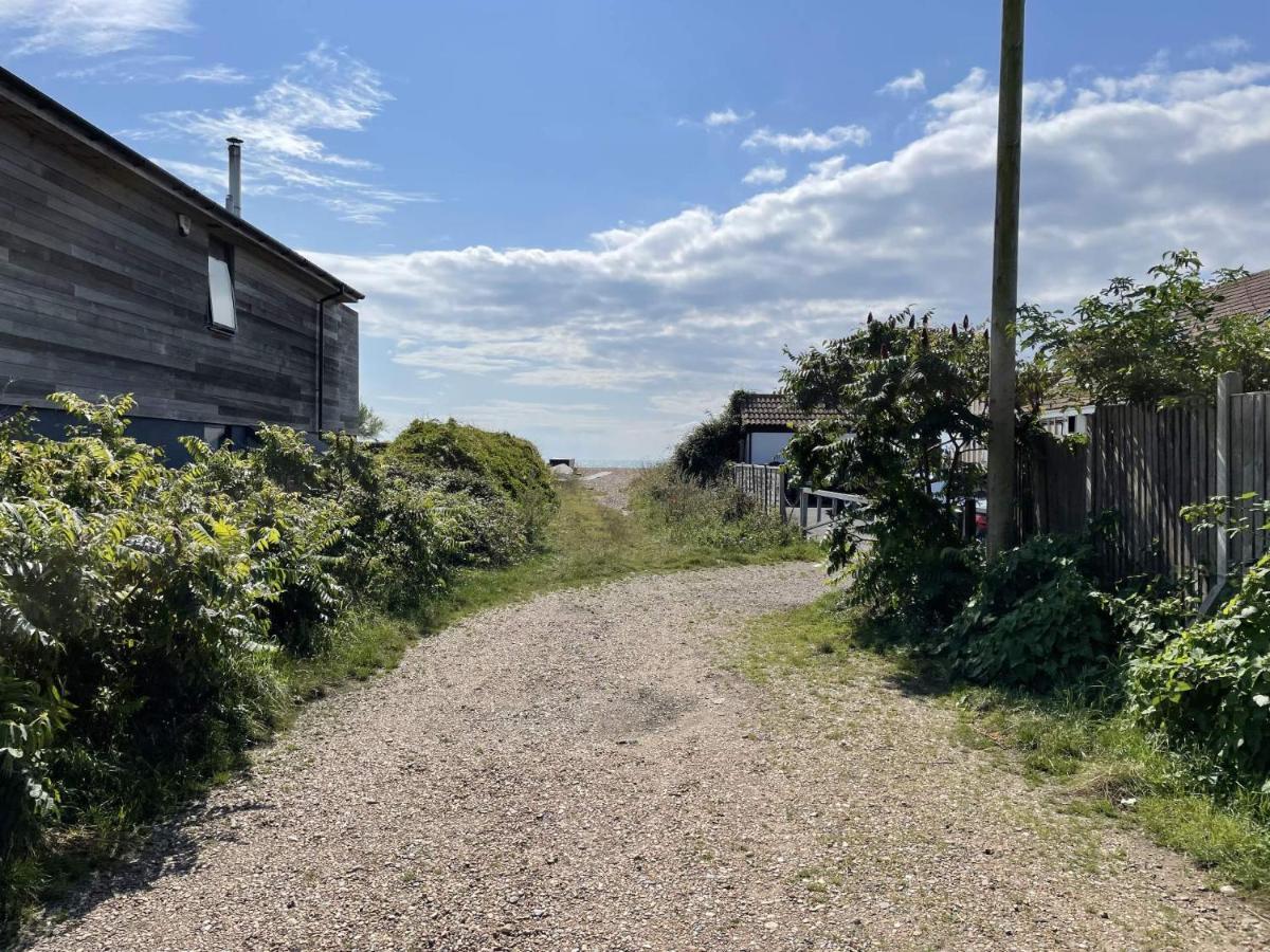 Spacious 4-Bed Beach Retreat For Families Steps From The Shore In Pevensey Bay المظهر الخارجي الصورة